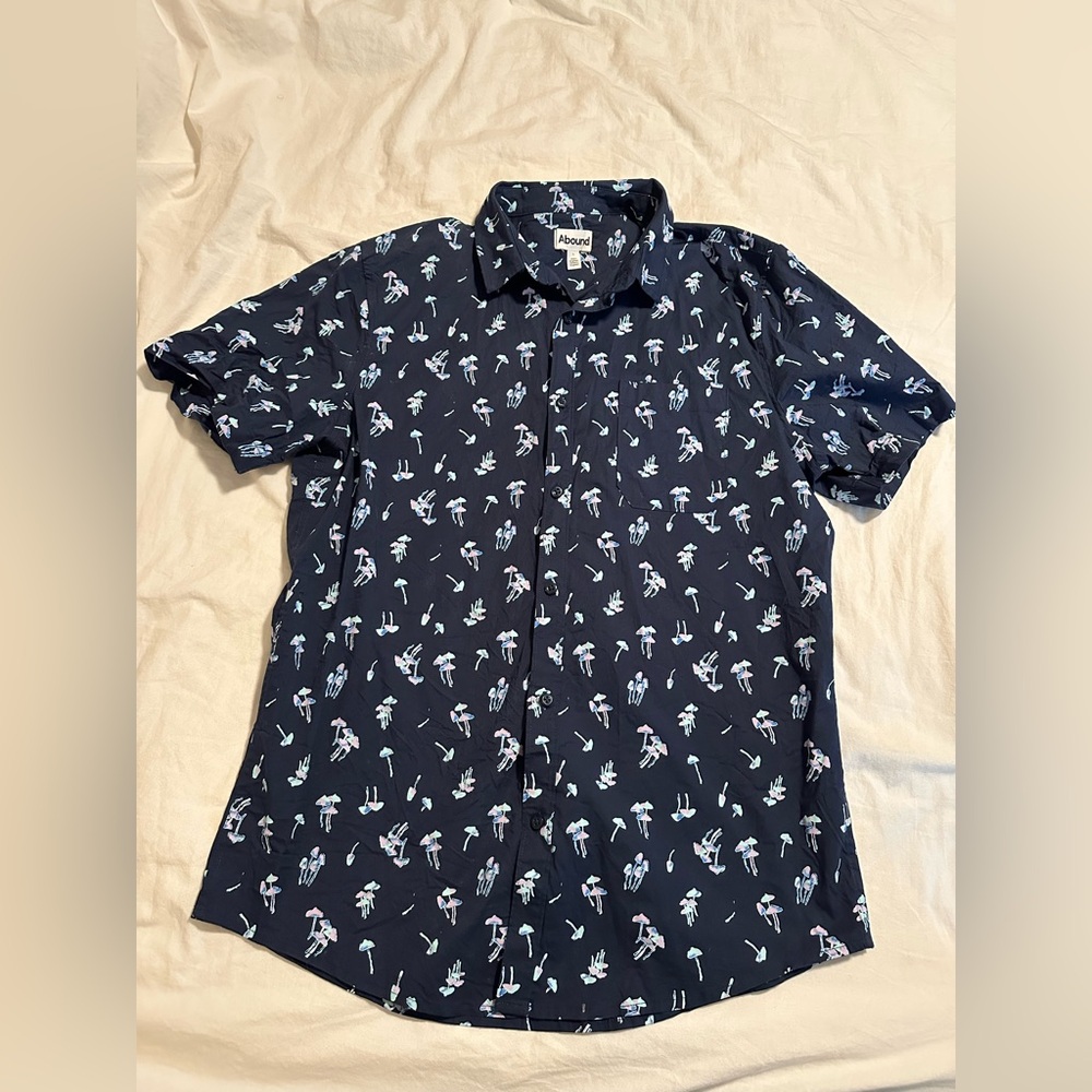 Abound Mushroom Button Down - L